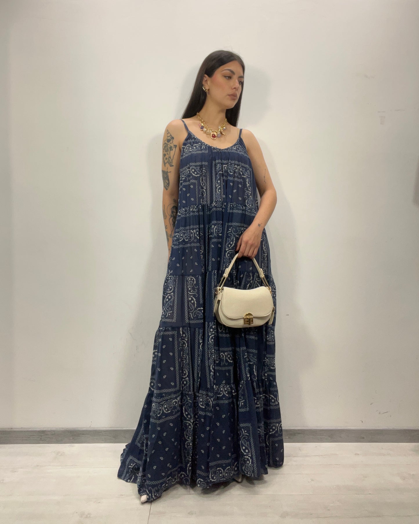 Abito paisley blu