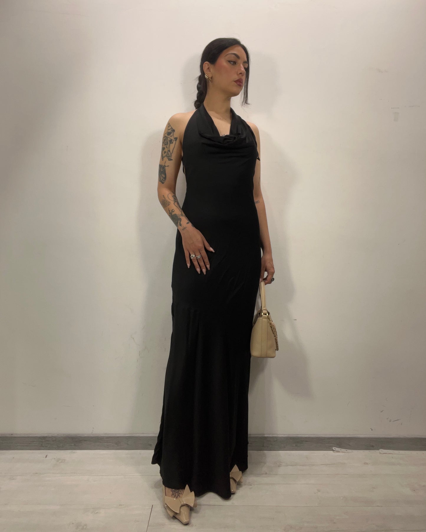 Abito in raso nero