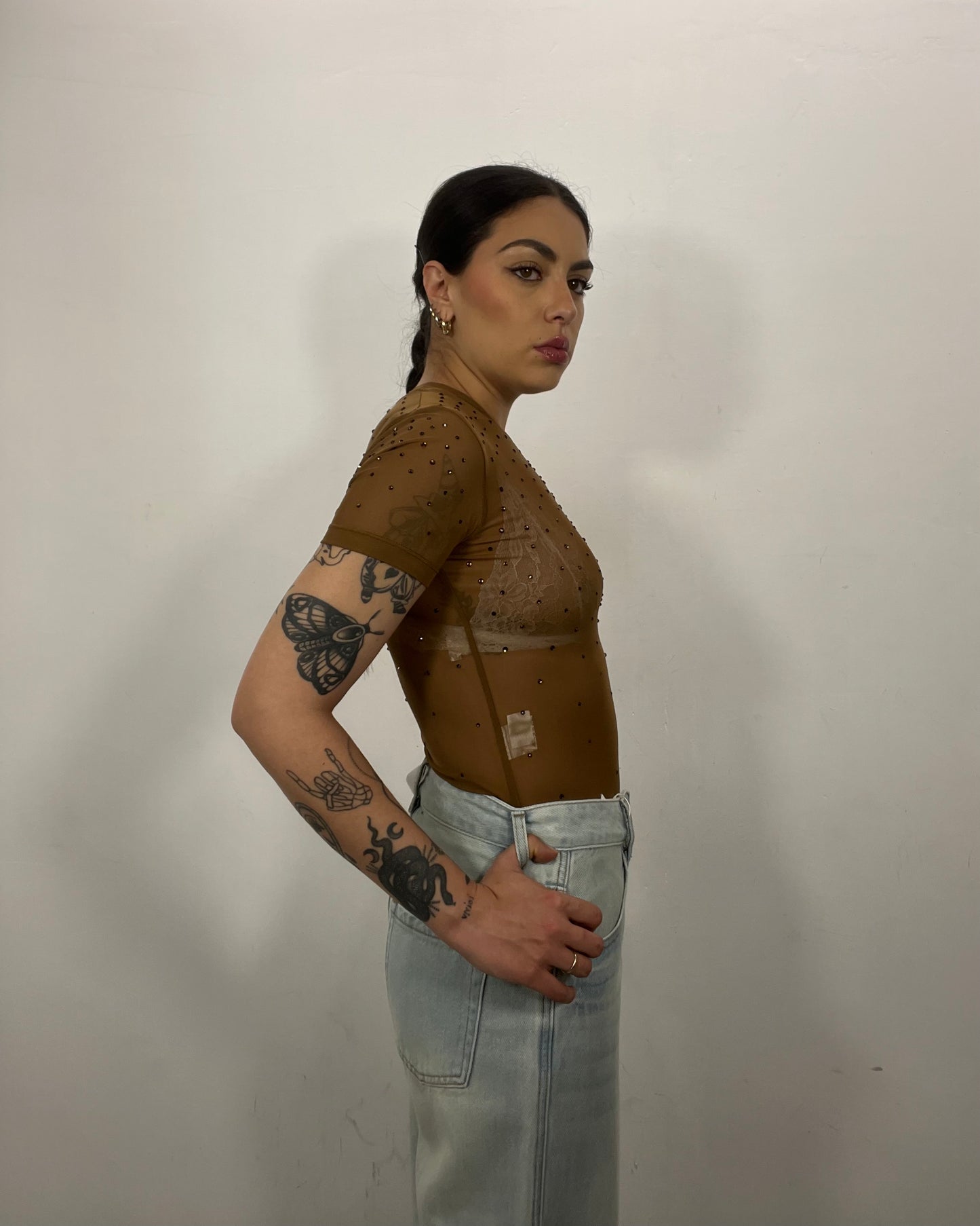 Body marrone strass