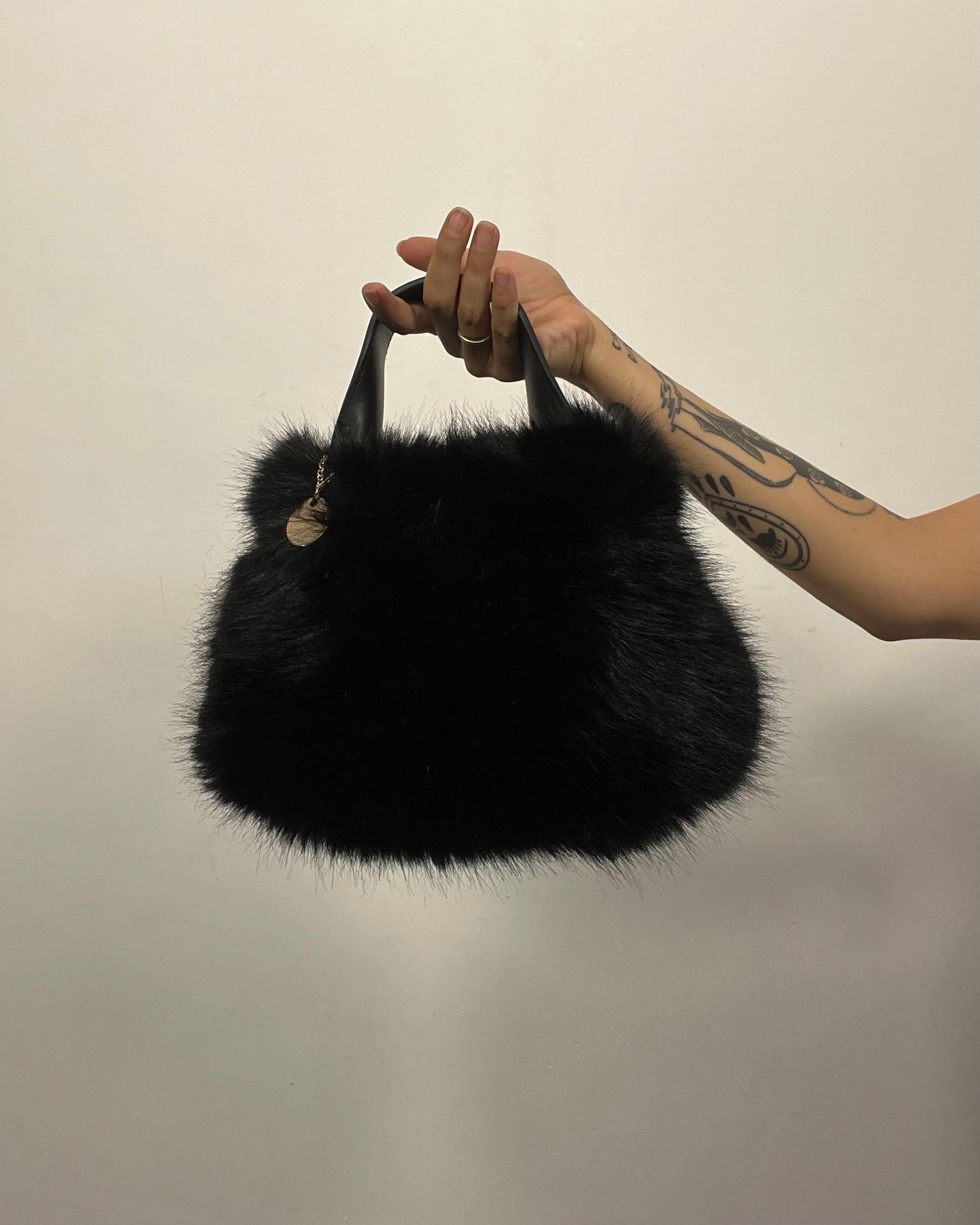 Mini bag eco pelliccia nera