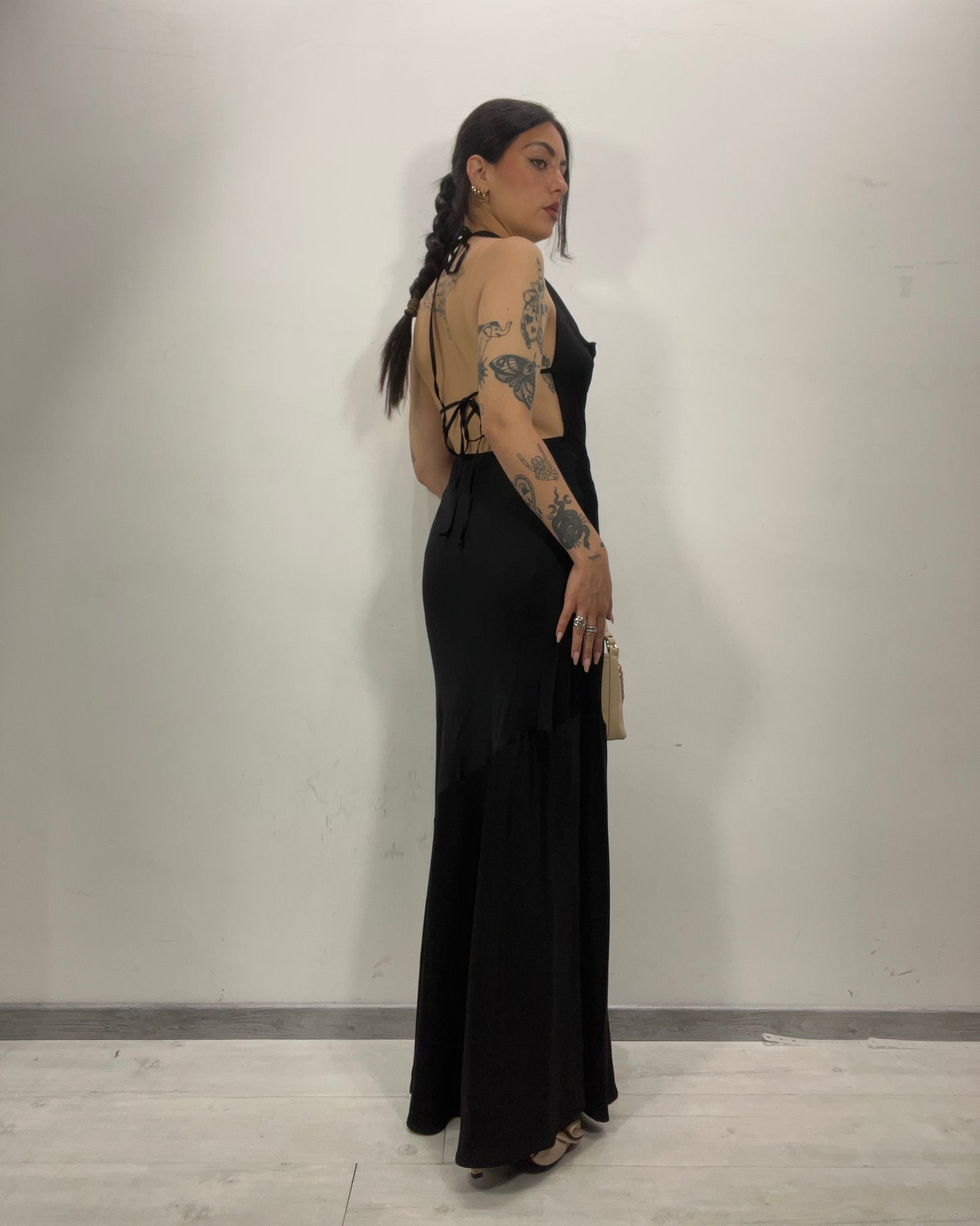 Abito in raso nero